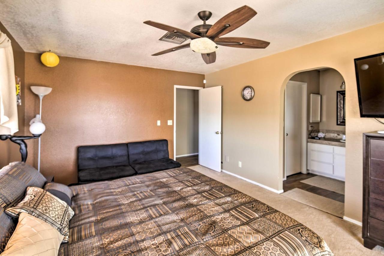 Bullhead City Home With Private Pool, Hot Tub And View Exterior photo