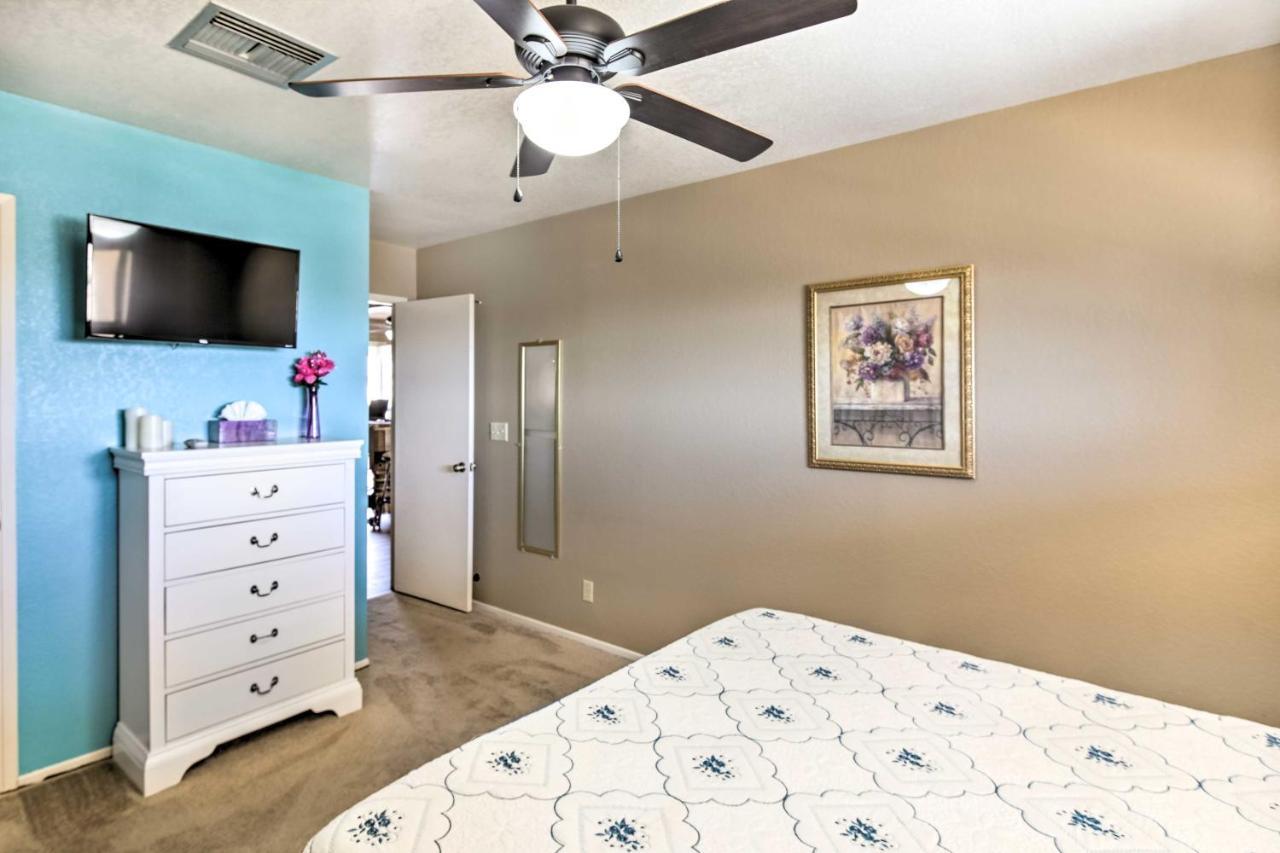 Bullhead City Home With Private Pool, Hot Tub And View Exterior photo